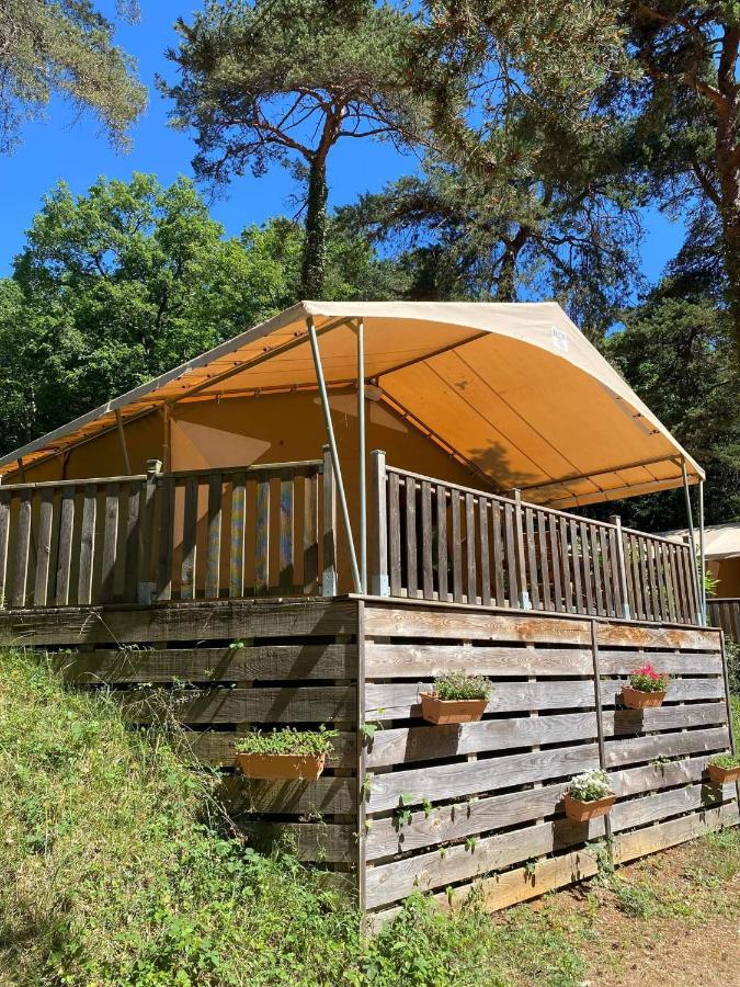 Camping 46 Rainettes Goujounac Ngoại thất bức ảnh