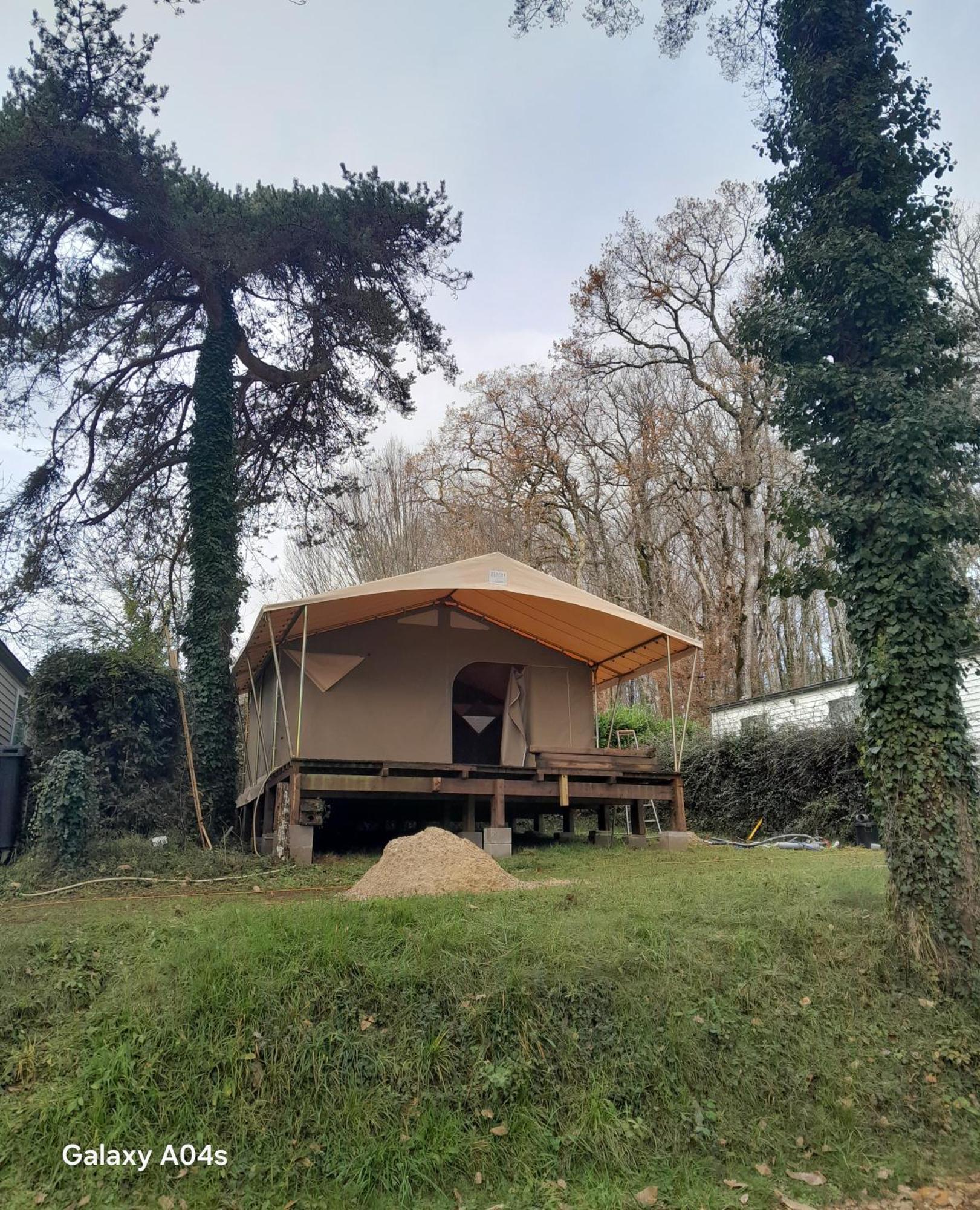 Camping 46 Rainettes Goujounac Ngoại thất bức ảnh