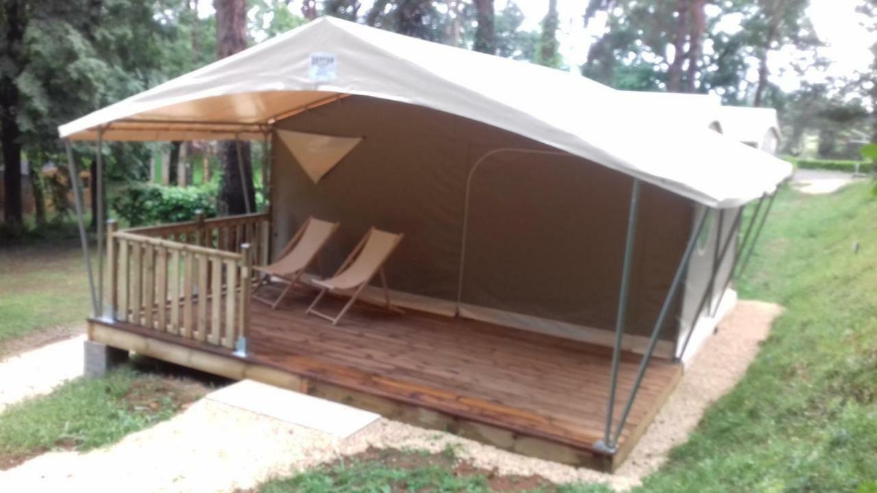 Camping 46 Rainettes Goujounac Ngoại thất bức ảnh