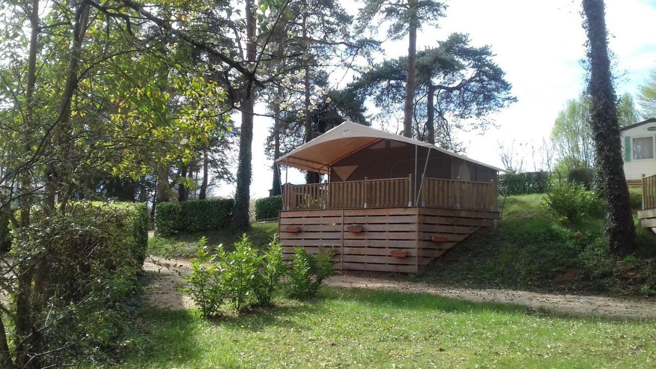 Camping 46 Rainettes Goujounac Ngoại thất bức ảnh